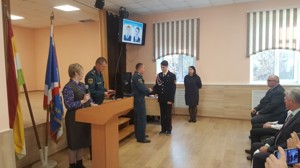 Учащихся лицея №10 наградили медалями МЧС России за спасение тонущей девочки