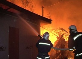 В деревне Марьино Великолукского района сгорело бесхозное строение