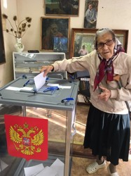92-летняя жительница Гдовского района приняла участие в едином дне голосования